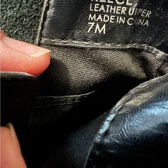 Pointed black booties 7m - Picture 3 of 4